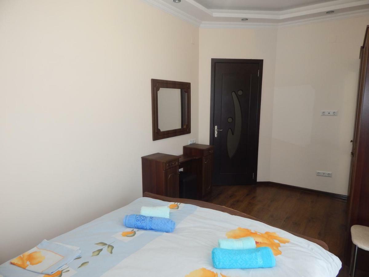 Apartment First Line From Sea Batumi Exterior photo