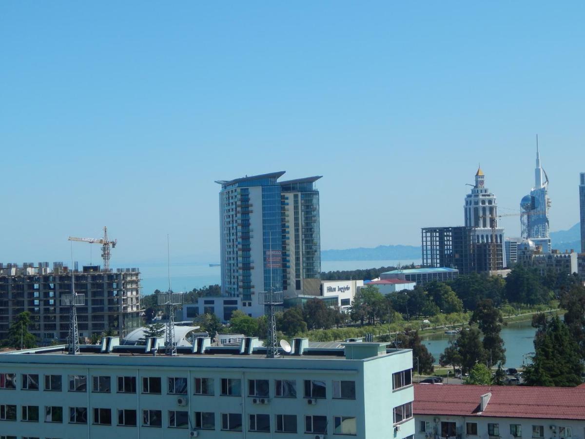 Apartment First Line From Sea Batumi Exterior photo