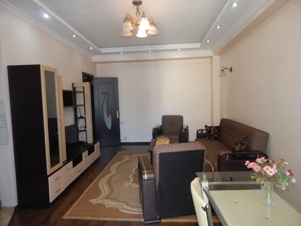 Apartment First Line From Sea Batumi Exterior photo